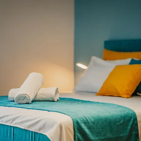 Apartment Don 2 - Location - Close To Everything - With Free Parking